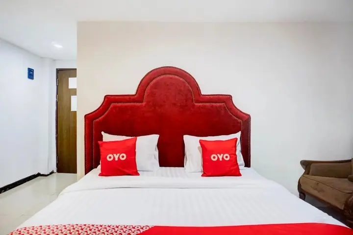 Медан: OYO 2574 Z Suites Hotel