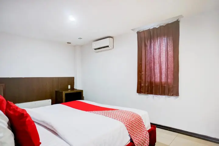 Медан: OYO 2574 Z Suites Hotel