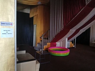 Медан: OYO 2574 Z Suites Hotel