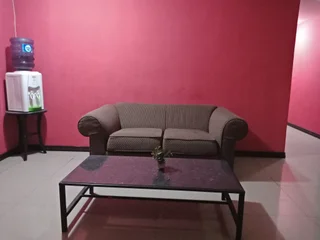 Медан: OYO 2574 Z Suites Hotel