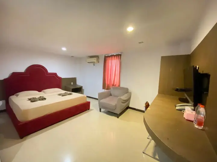 Медан: OYO 2574 Z Suites Hotel