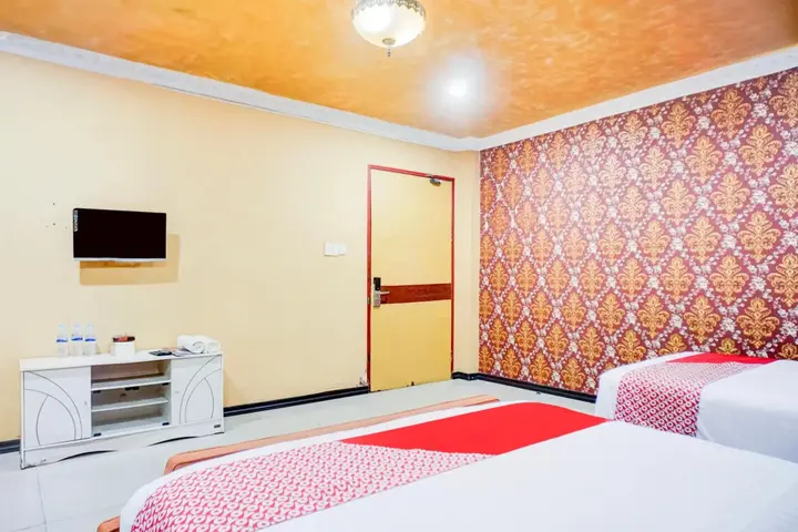 Медан: OYO 2574 Z Suites Hotel