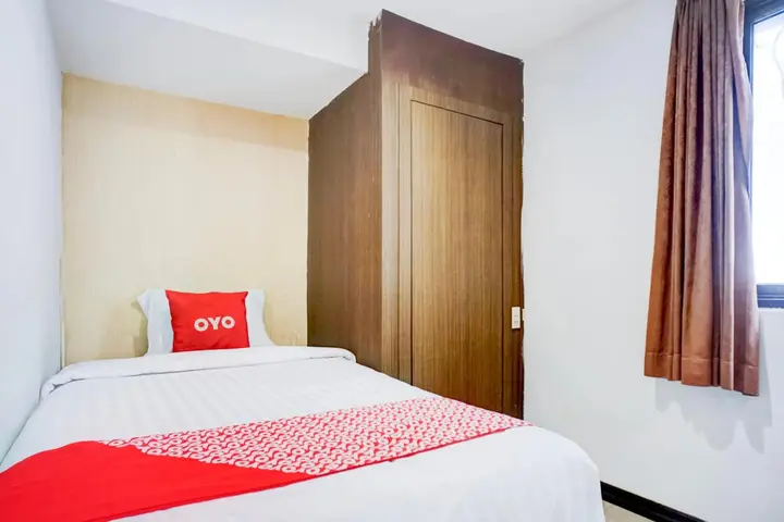 Медан: OYO 2574 Z Suites Hotel