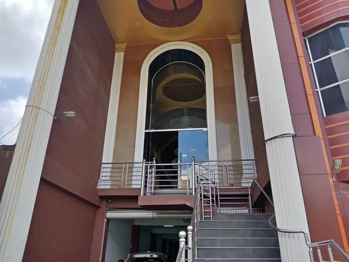 Медан: OYO 2574 Z Suites Hotel