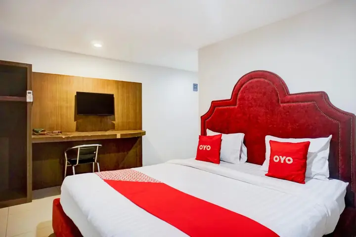 Медан: OYO 2574 Z Suites Hotel