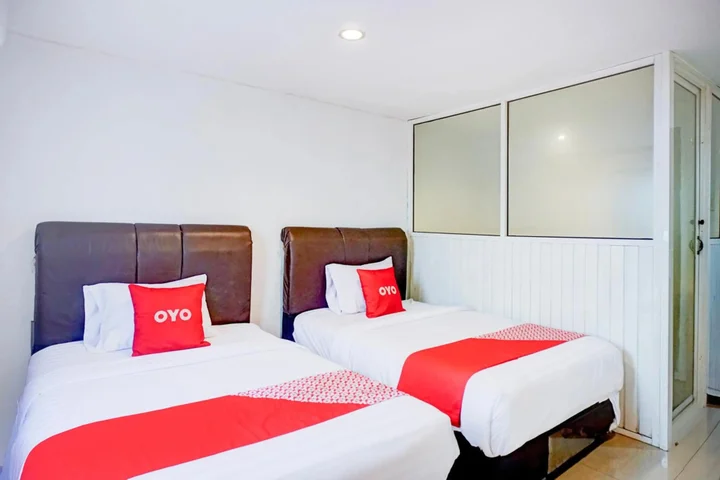 Медан: OYO 2574 Z Suites Hotel