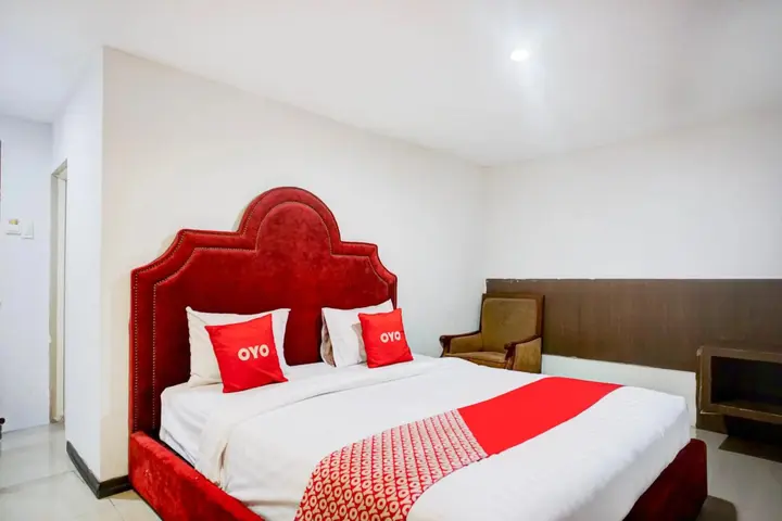 Медан: OYO 2574 Z Suites Hotel