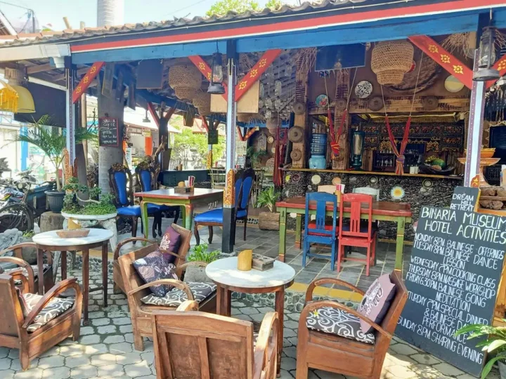 Каликбукбук: Padang Lovina Sea Side Cottage
