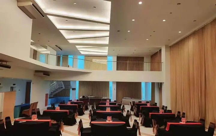 Чиребон: Hotel Apita Cirebon