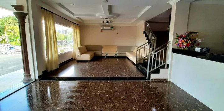 Батам: The Music Hotel