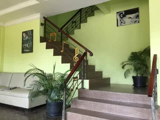Батам: The Music Hotel