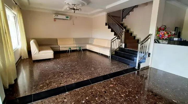 Батам: The Music Hotel