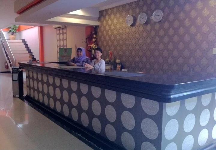 Горонтало: Hotel New Rachmat