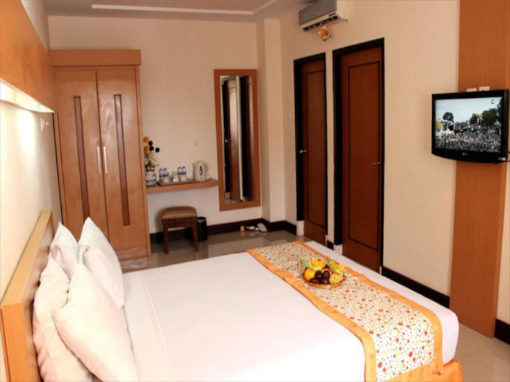 Джамби: Ceria Hotel