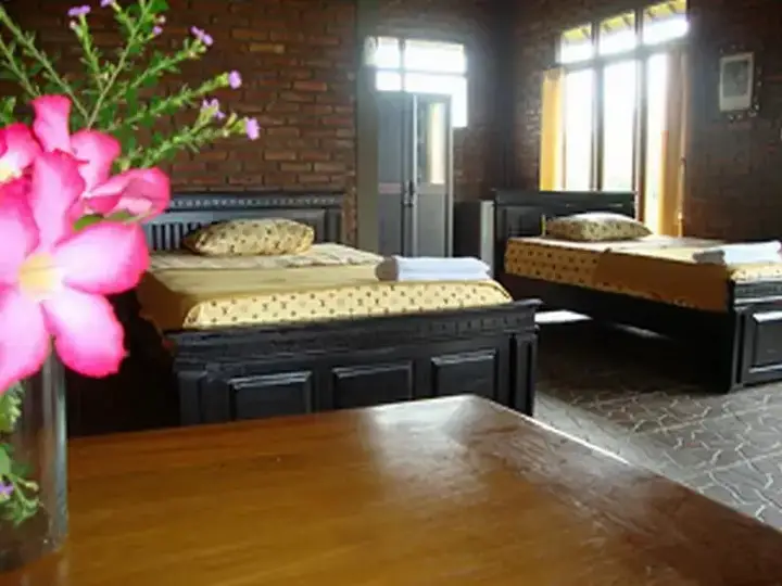 carousel image 1