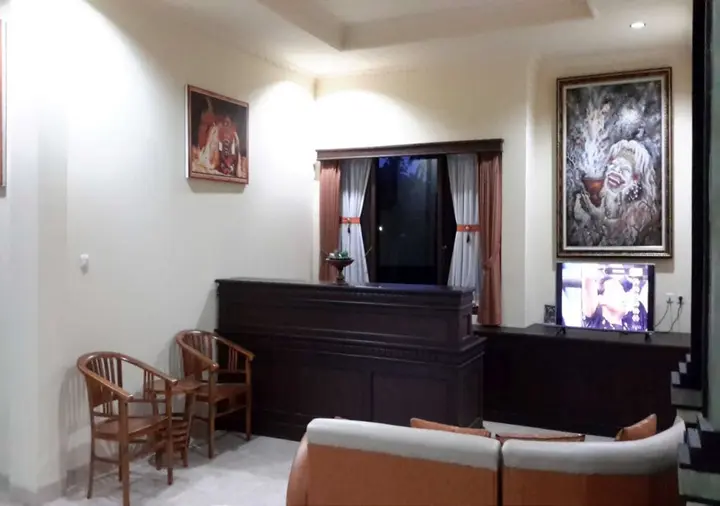 Паянган: Hotel Mawar Sari RedPartner