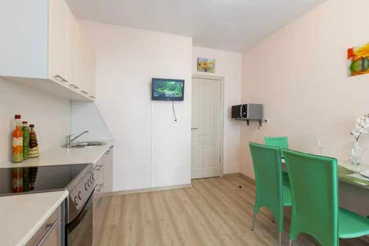 Уфа: Апартаменты SutkiUfa Энтузиастов 16.6