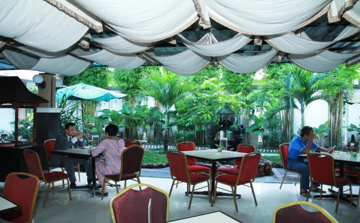 Депок: Gadjah Mada University Club