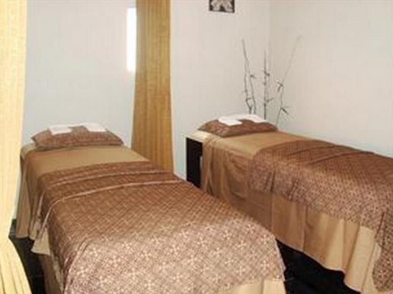 Беноа: Energy Home Stay