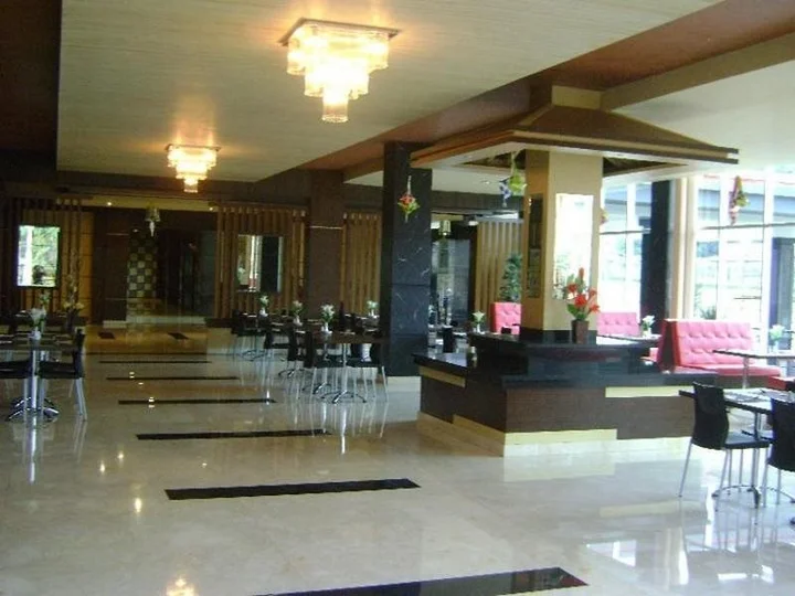 Сукарайя: M-one Hotel Bogor