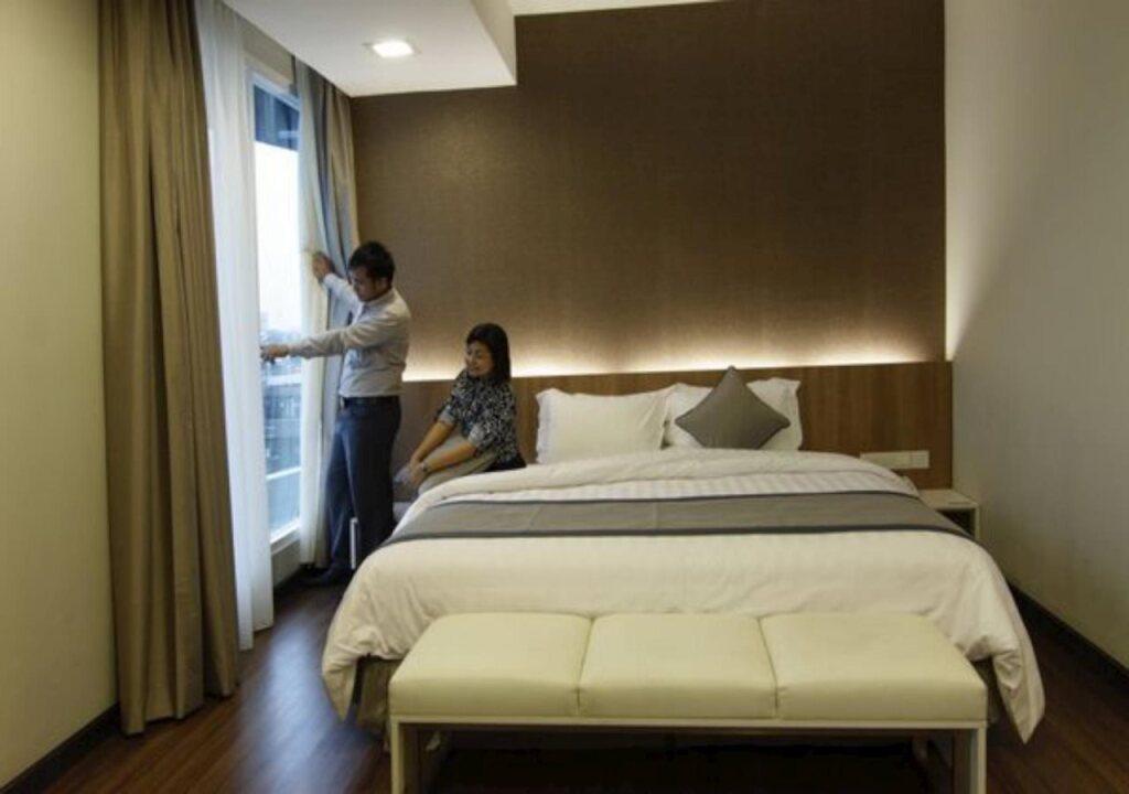 carousel image 0