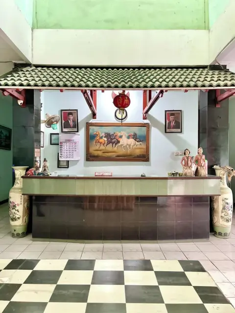 Суракарта: Hotel Tirtonadi Permai