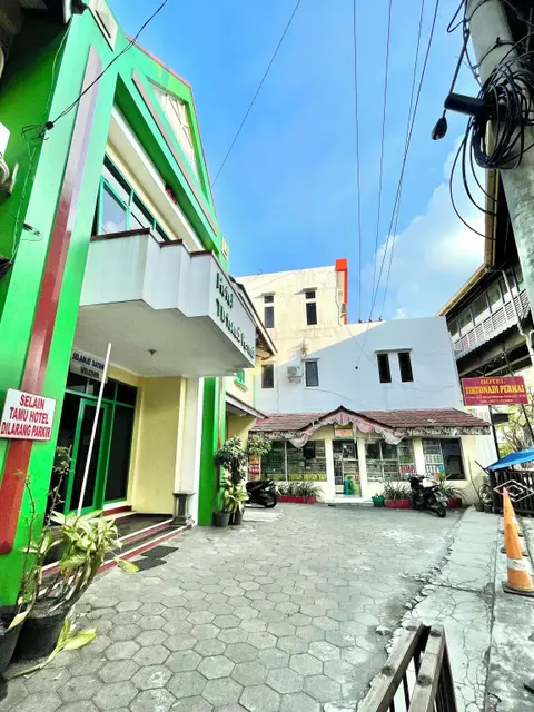 Суракарта: Hotel Tirtonadi Permai