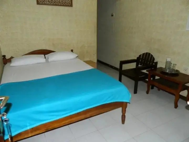 Суракарта: Hotel Atina