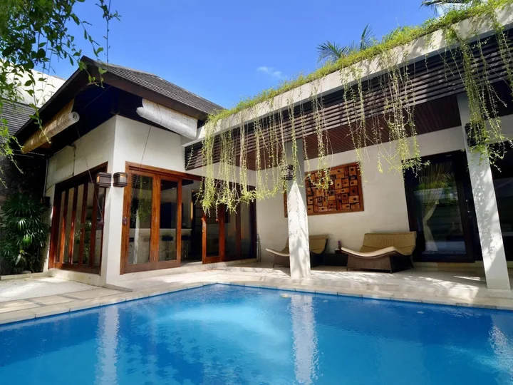 Кута: Natayani Villa