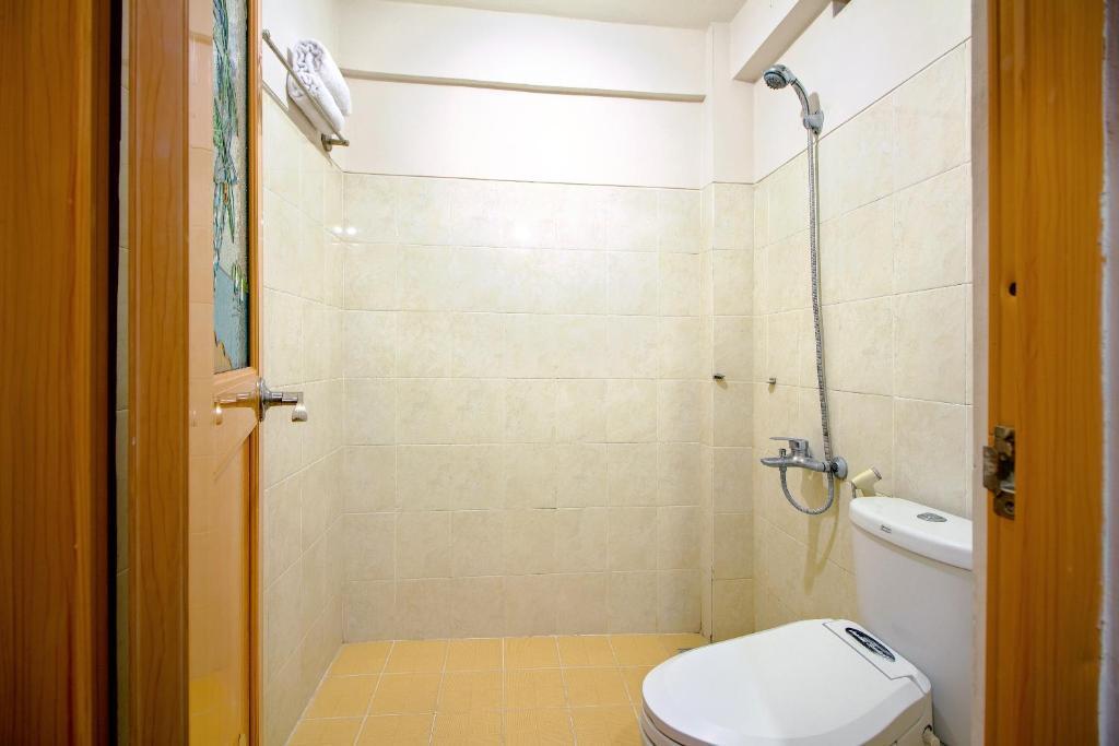 Батуретно: OYO 1159 Bukit Indah Hotel and Restaurant