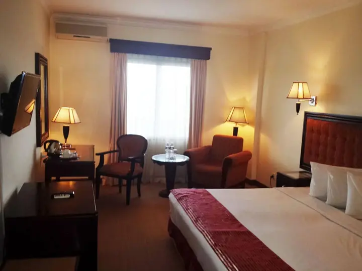 Батам: Harbourbay Amir Hotel