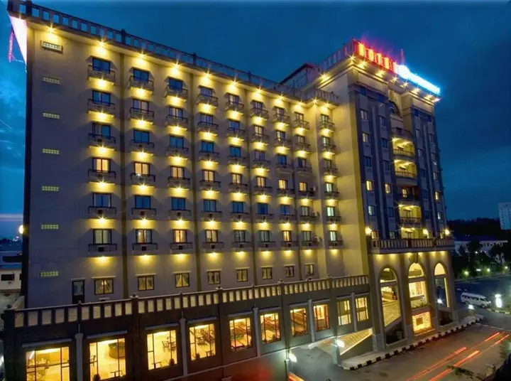 Батам: Harbourbay Amir Hotel