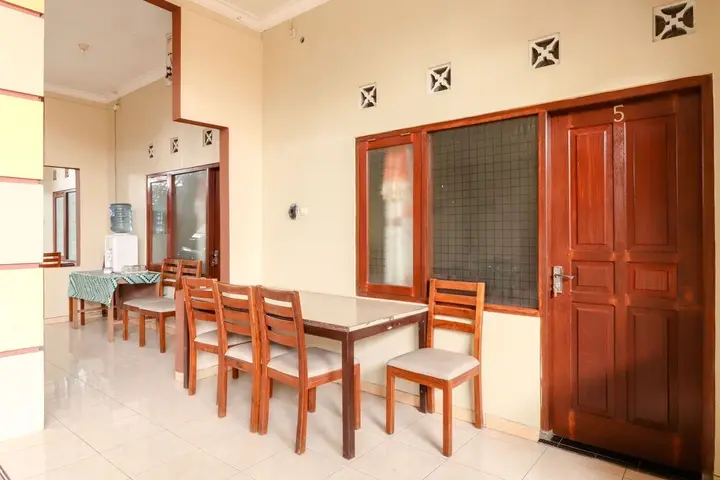 Боробудур: Joglo Family Hotel & Homestay