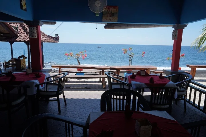 Бунутан: Amed Beach Resort