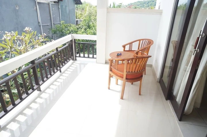 Бунутан: Amed Beach Resort
