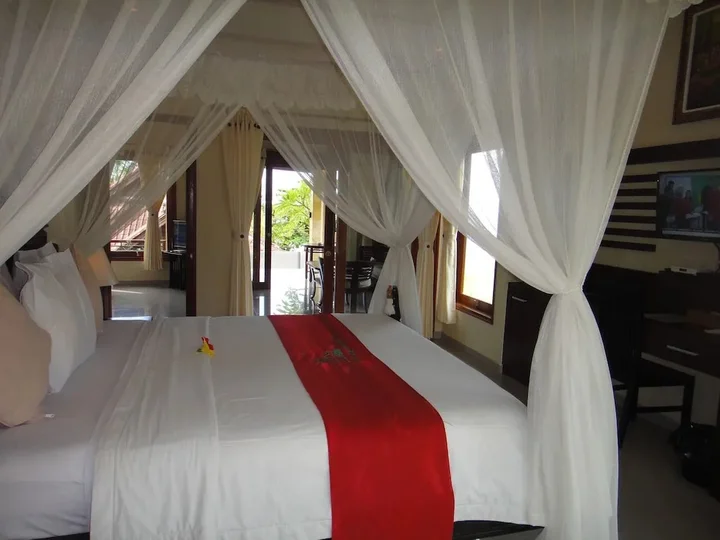 Бунутан: Amed Beach Resort