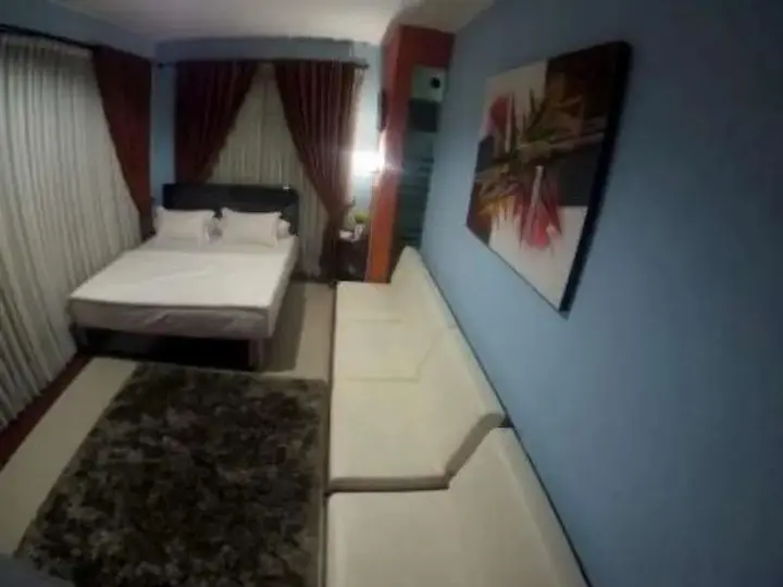 Маланг: Fazle Mawla Guest House