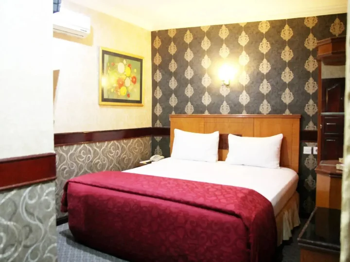 Медан: Hotel Menara Lexus
