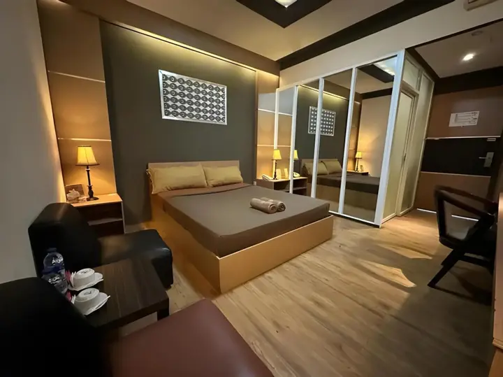Чиребон: Hotel Satria Cirebon
