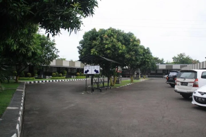 Чиребон: Hotel Satria Cirebon