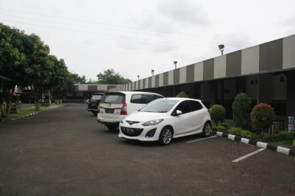 Чиребон: Hotel Satria Cirebon