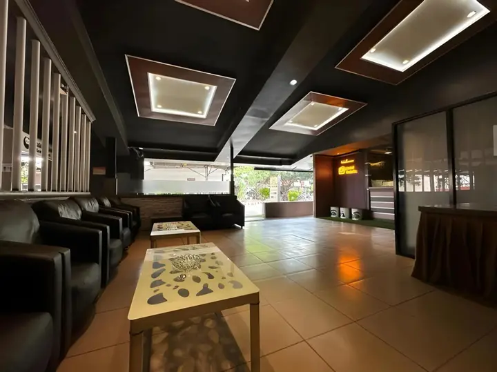 Чиребон: Hotel Satria Cirebon