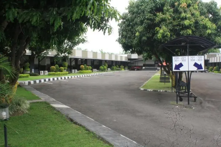 Чиребон: Hotel Satria Cirebon