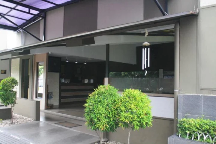Чиребон: Hotel Satria Cirebon
