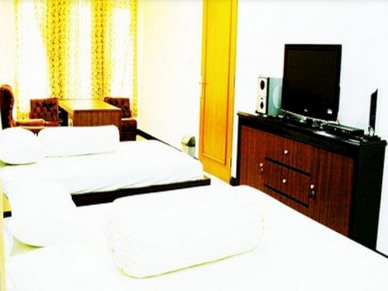 Бандунг: "rumah Pinus" Guesthouse & Cafe