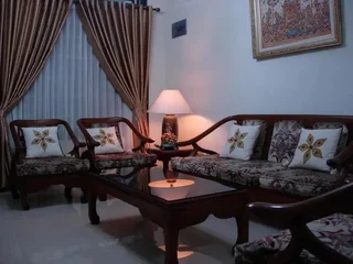Депок: Rumah Agung