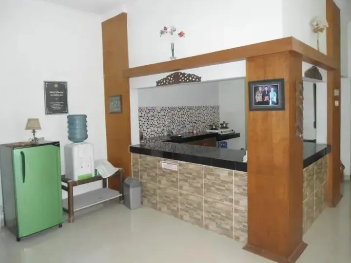 Депок: Rumah Agung