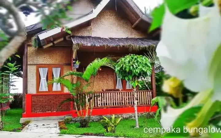 Сореанг: Sawung Gawir Restaurant and Bungalow Ciwidey
