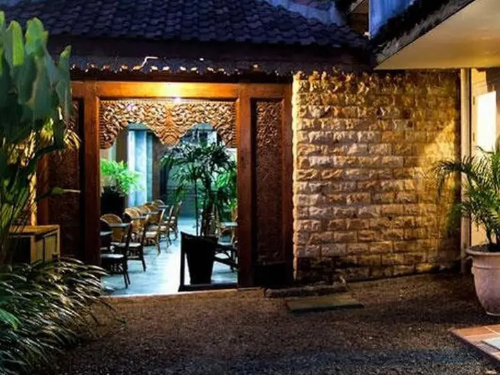 Маланг: Gladiola Guest House