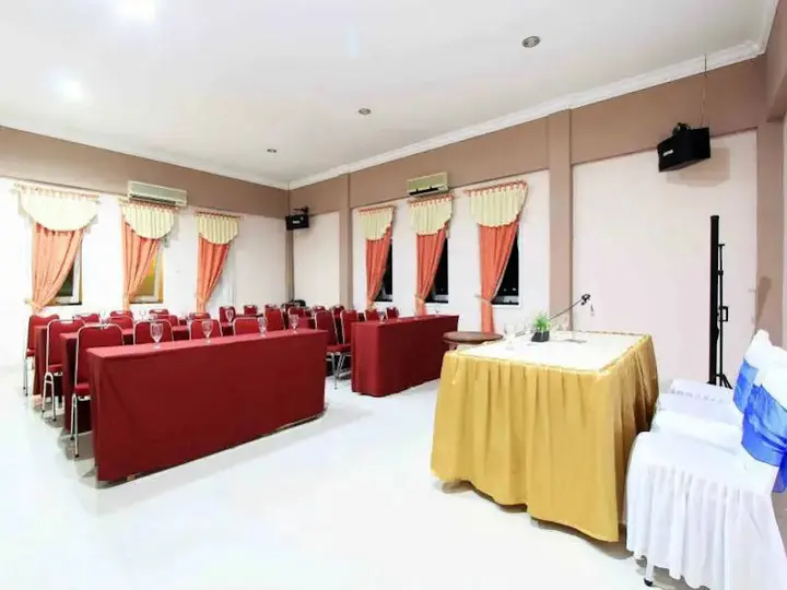 Понтианак: Dangau Hotel Kubu Raya